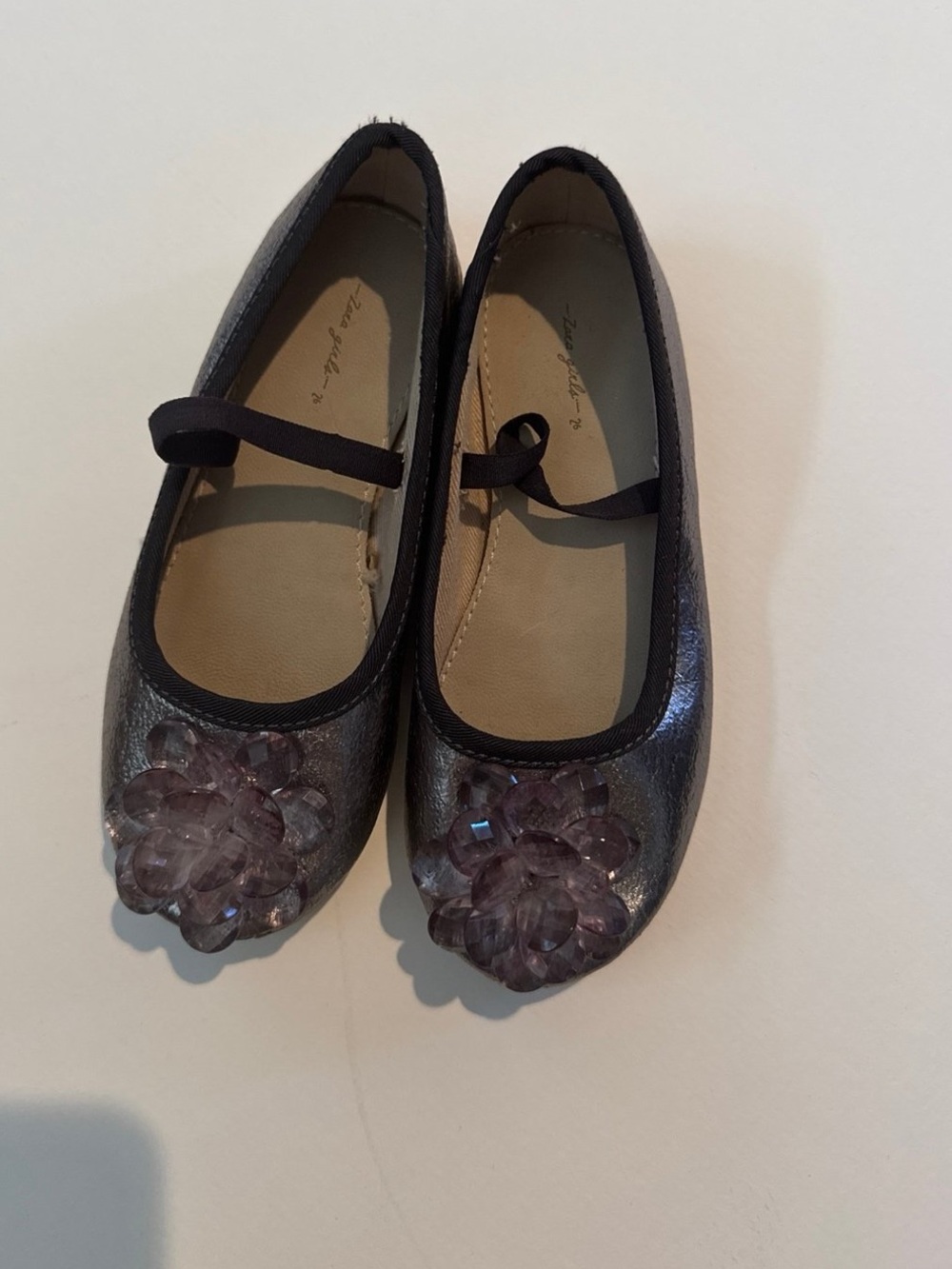 Zara girls shoes size 9 (eur 26)